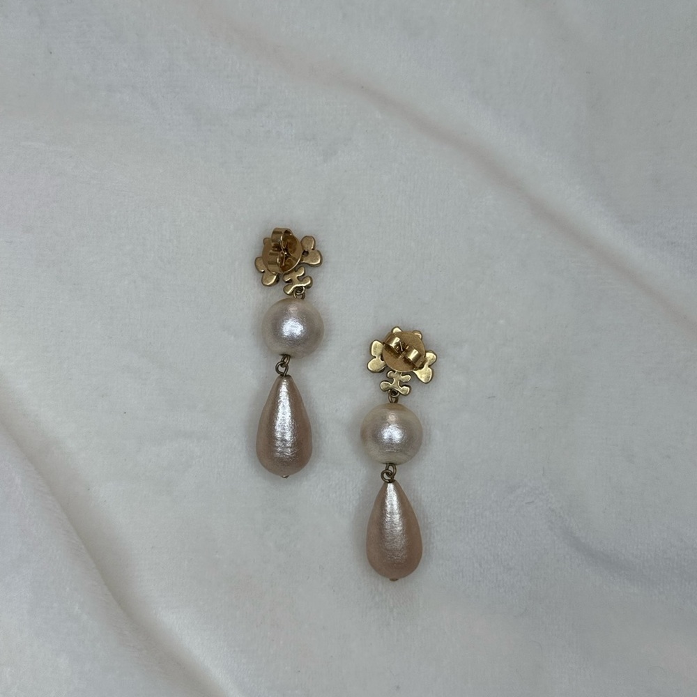 Tory Burch Brutalist Double-Drop Earrings - Antique Light Brass - Picture 6 of 6